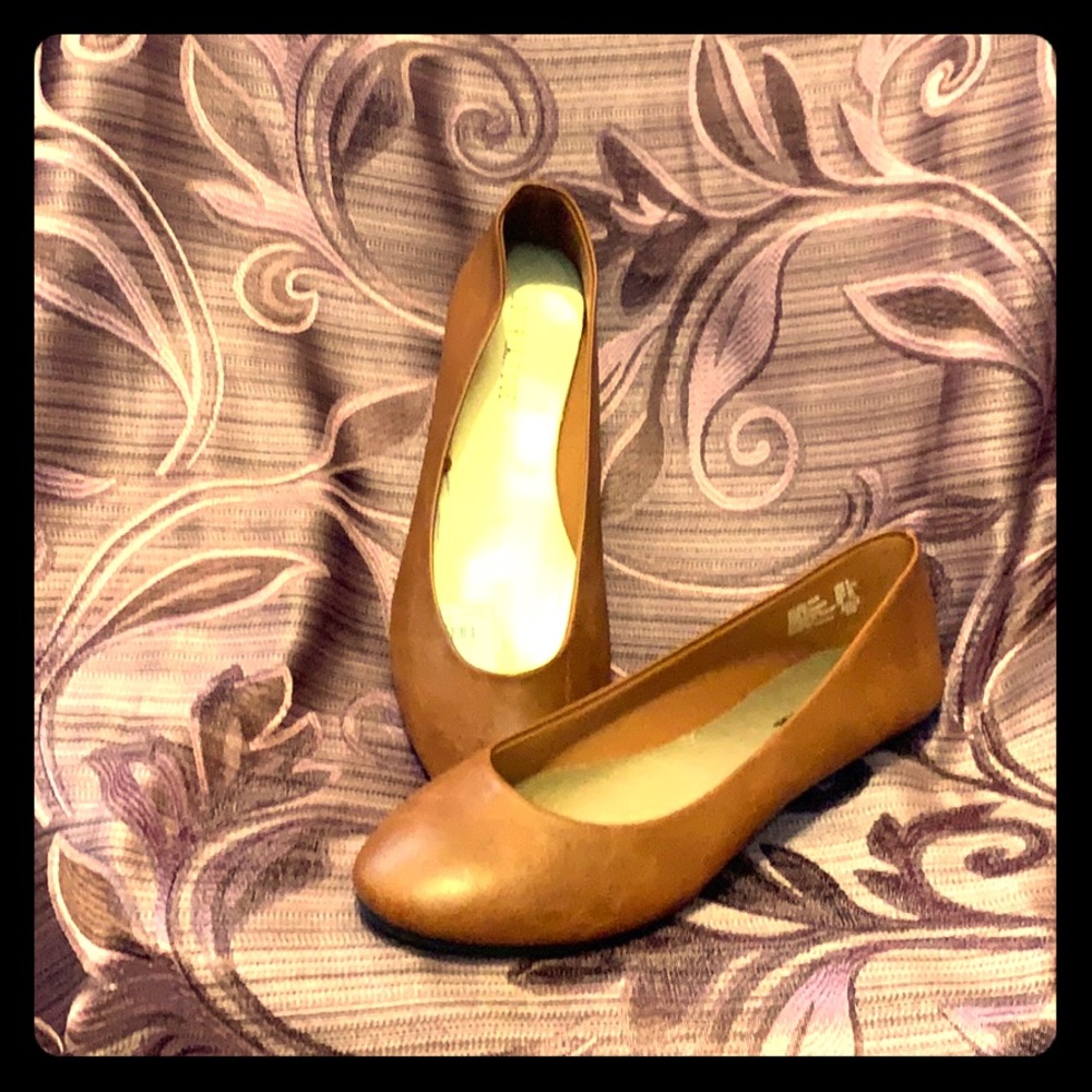 Brown flats